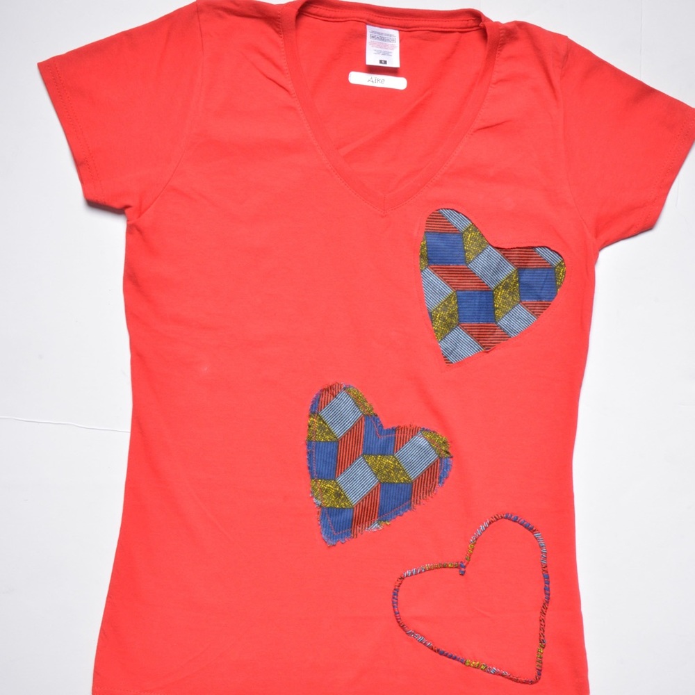 Red hearts T-shirts for women